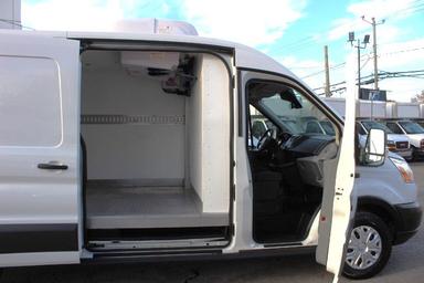 Ford Transit Cargo Van 2016 - Thumbnail 5