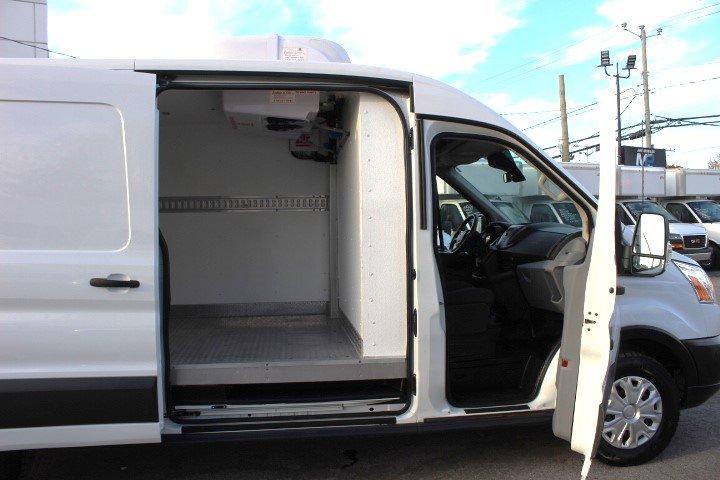 Ford Transit Cargo Van 2016 - Image 6