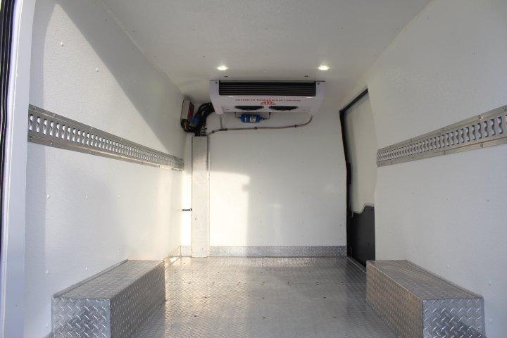 Ford Transit Cargo Van 2016 - Image 9