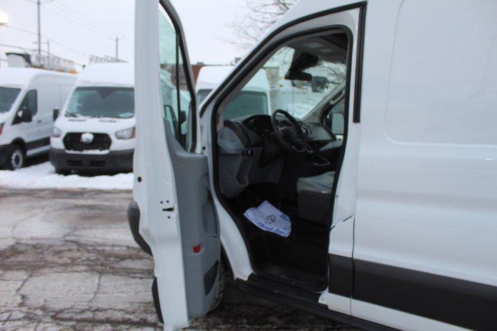 Ford Transit Cargo Van 2019 - Image 9