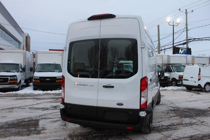 Ford Transit Cargo Van 2019 - Image 18