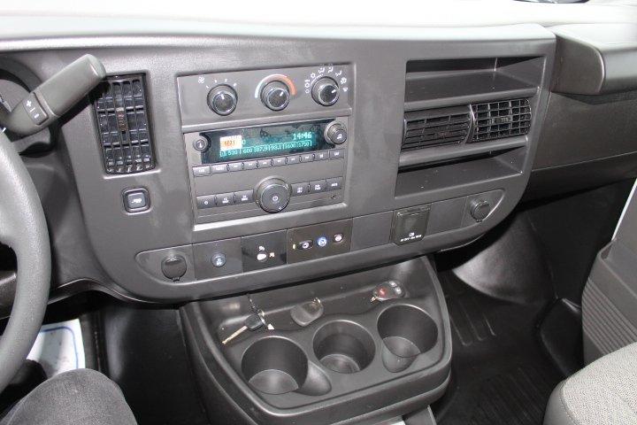 Chevrolet Express Cutaway 2025 - Image 7