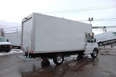 Chevrolet Express Cutaway 2025 - Thumbnail 3