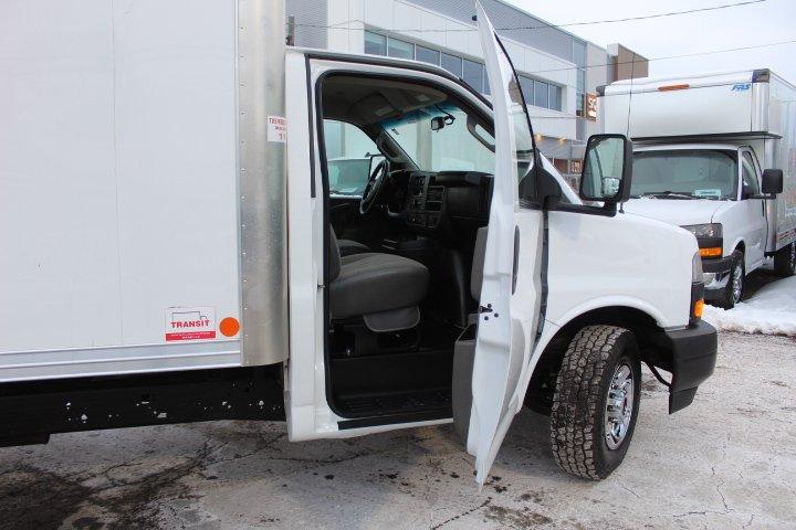 Gmc Savana Cargo 2022 - Image 11