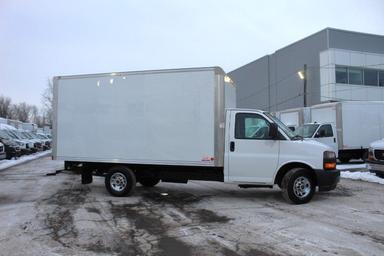 Gmc Savana Cargo 2022 - Thumbnail 16