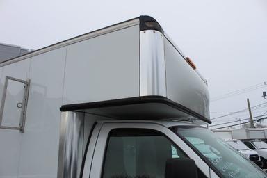 Gmc Savana Cargo 2017 - Thumbnail 5