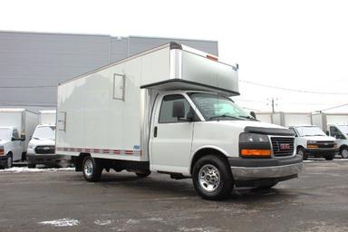 Gmc Savana Cargo 2017 - Thumbnail 10