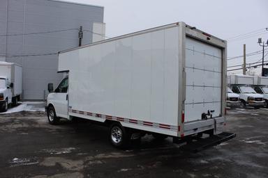 Gmc Savana Cargo 2017 - Thumbnail 23