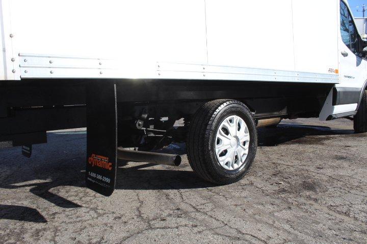 Ford Transit Cargo Van 2023 - Image 12