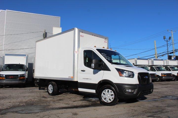 Ford Transit Cargo Van 2023 - Image 19
