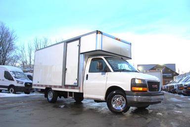 Gmc Savana Cargo 2017 - Thumbnail 11