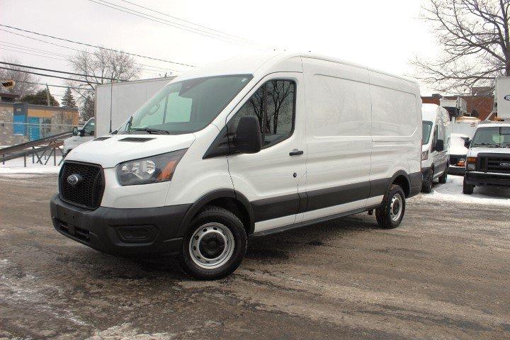 Ford Transit Cargo Van 2022 - Image 3
