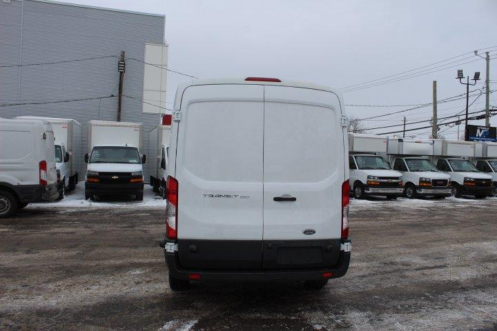 Ford Transit Cargo Van 2016 - Image 15