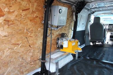 Ford E-Series Cargo Van 2013 - Thumbnail 4