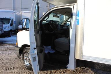 GMC Savana Cargo 2020 - Thumbnail 5