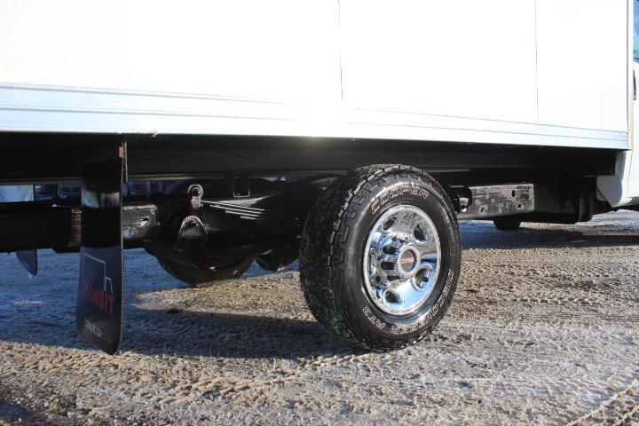 GMC Savana Cargo 2020 - Image 7