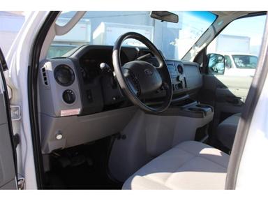 Ford E-350 2014 - Thumbnail 13