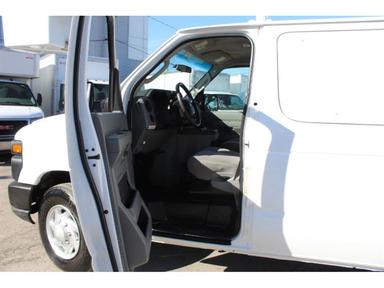 Ford E-350 2014 - Thumbnail 14