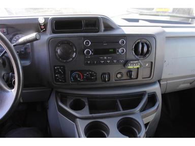 Ford E-350 2014 - Thumbnail 18