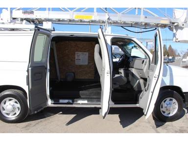 Ford E-350 2014 - Thumbnail 23