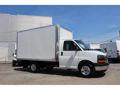 Gmc Savana Cargo 2025 - Thumbnail 2