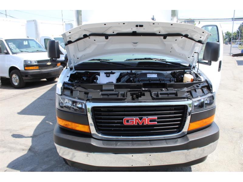 Gmc Savana Cargo 2025 - Image 16