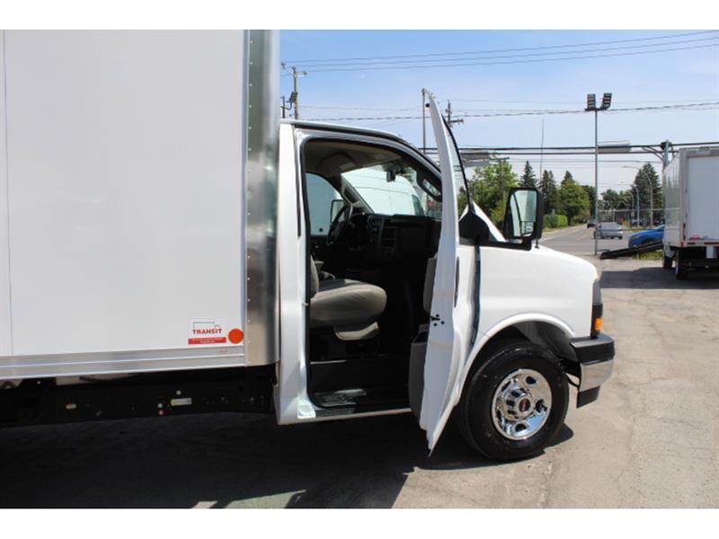 Gmc Savana Cargo 2025 - Image 19