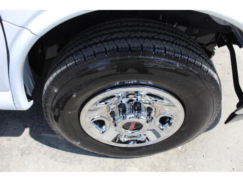 Gmc Savana Cargo 2025 - Image 25