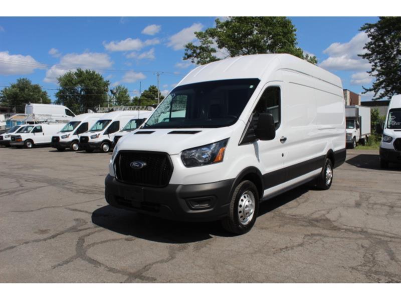 Ford Transit Cargo Van 2023 - Image 5