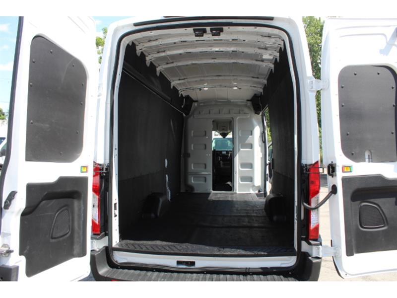 Ford Transit Cargo Van 2023 - Image 13