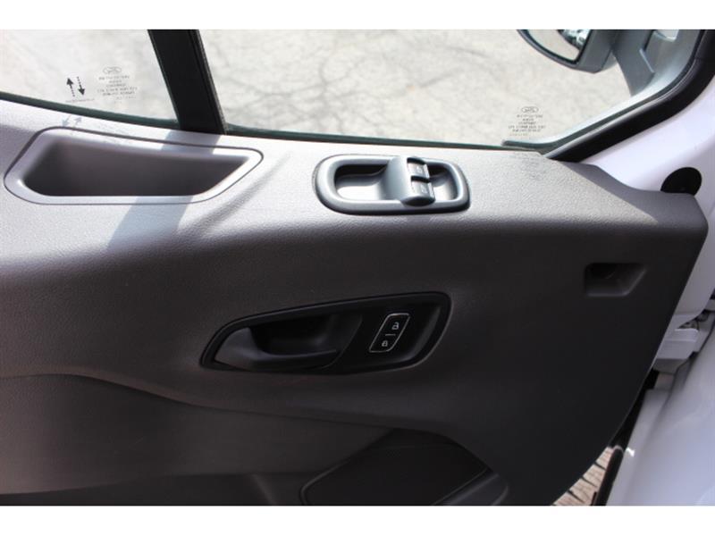 Ford Transit Van 2023 - Image 13