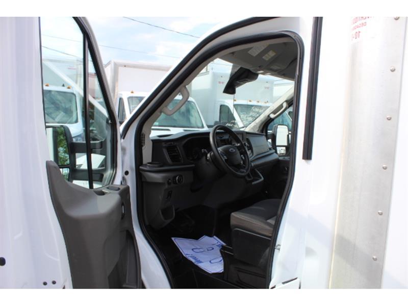 Ford Transit Van 2023 - Image 17