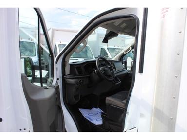 Ford Transit Van 2023 - Thumbnail 17