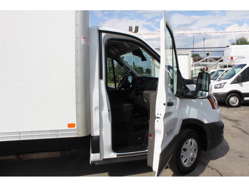 Ford Transit Van 2023 - Image 20