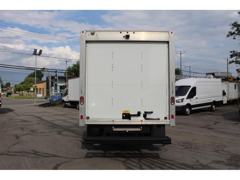 Ford Transit Van 2023 - Image 24