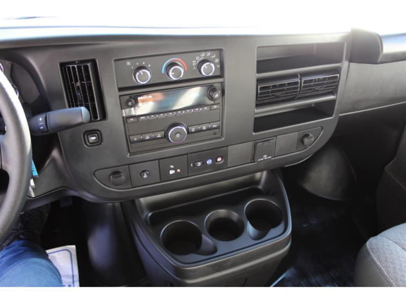 Gmc Savana 2025 - Image 17