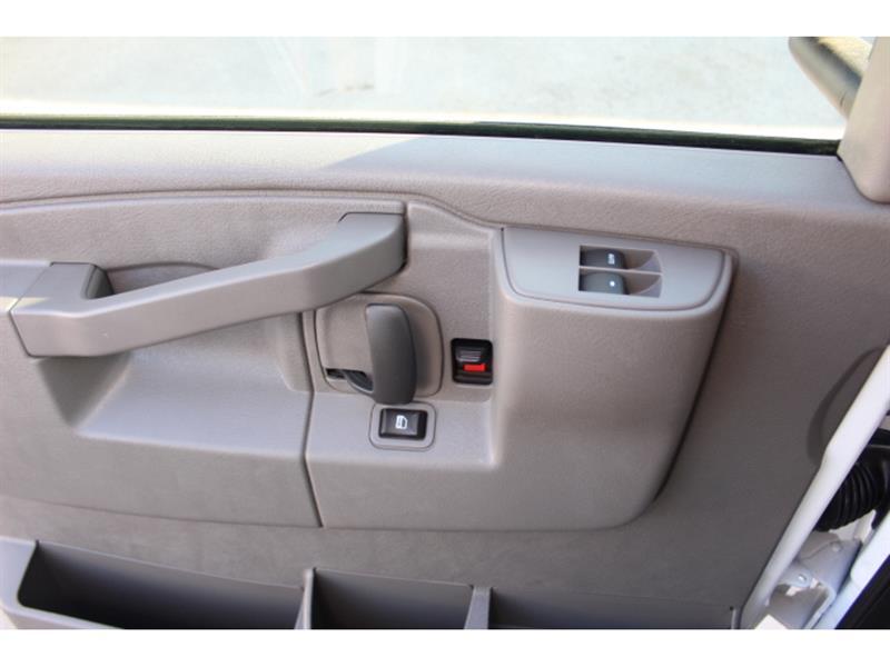 Gmc Savana 2025 - Image 20