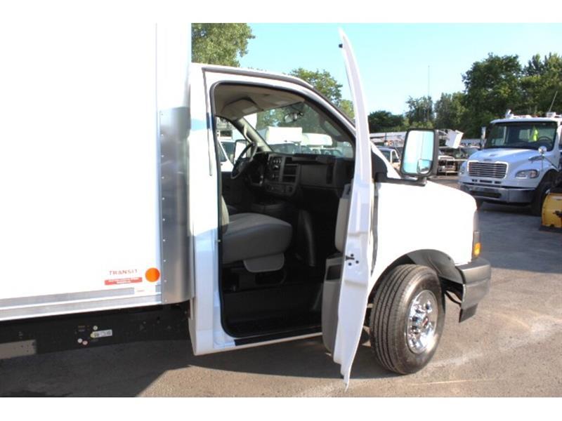 Gmc Savana 2025 - Image 22