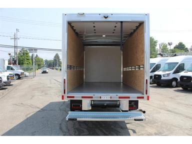 Gmc Savana 2025 - Thumbnail 5