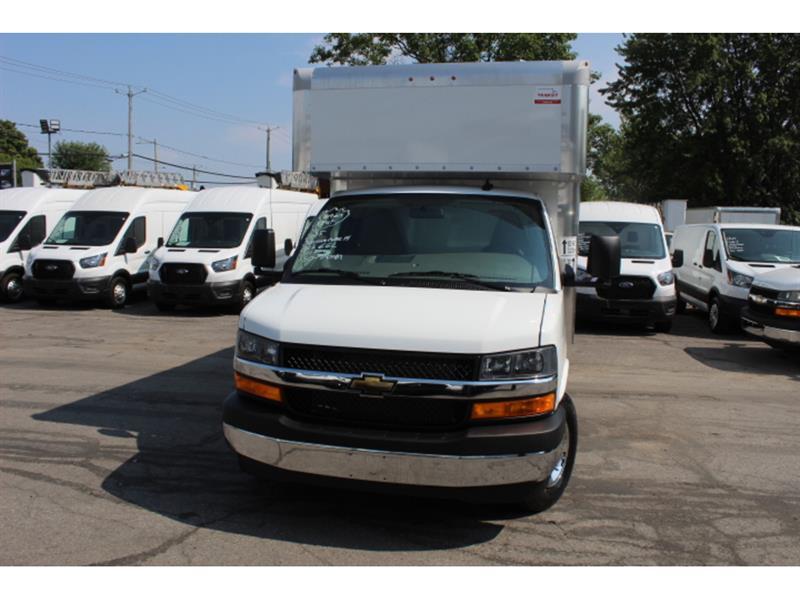 Chevrolet Express 2025 - Image 6