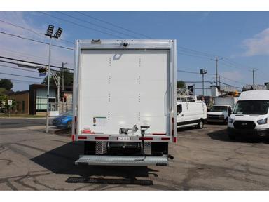 Chevrolet Express 2025 - Thumbnail 8