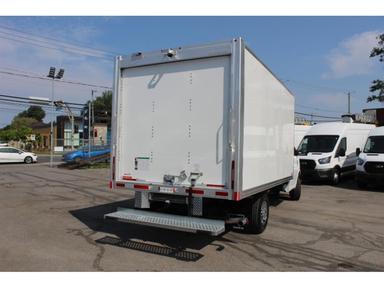 Gmc Savana 2025 - Thumbnail 7