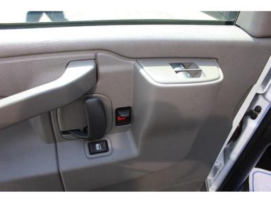 Gmc Savana 2025 - Thumbnail 16