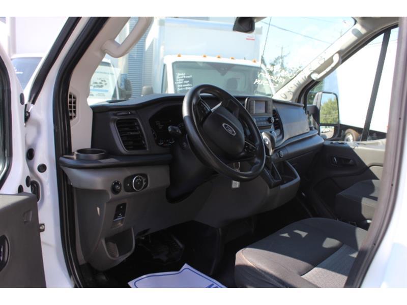 Ford Transit Cargo Van 2023 - Image 13