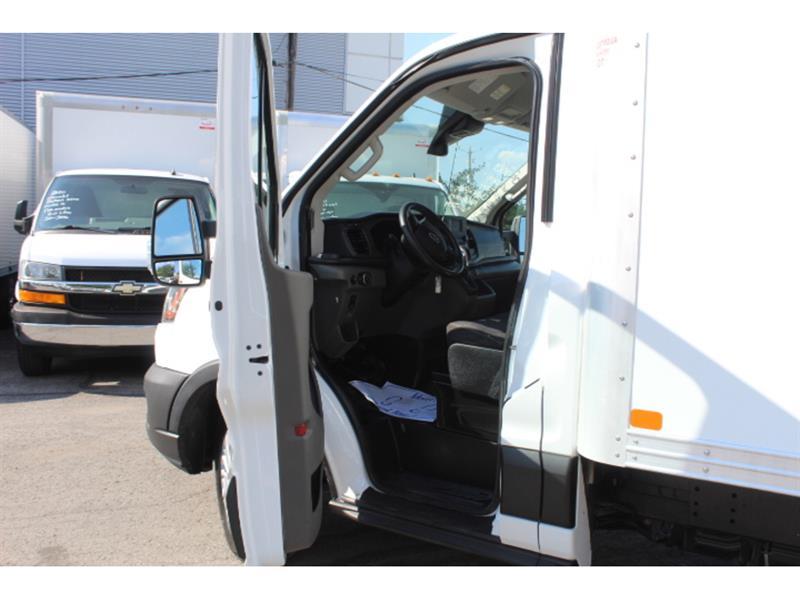 Ford Transit Cargo Van 2023 - Image 14