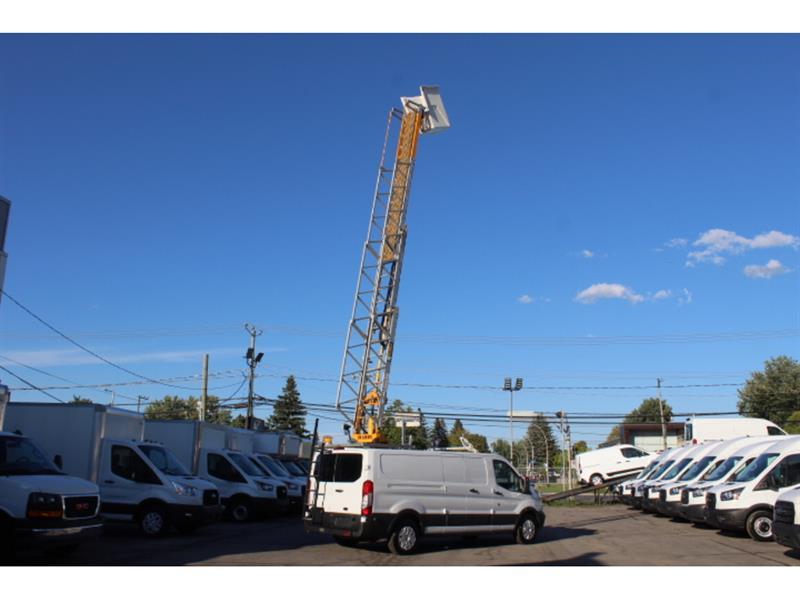Ford Transit Cargo Van 2017 - Image 12