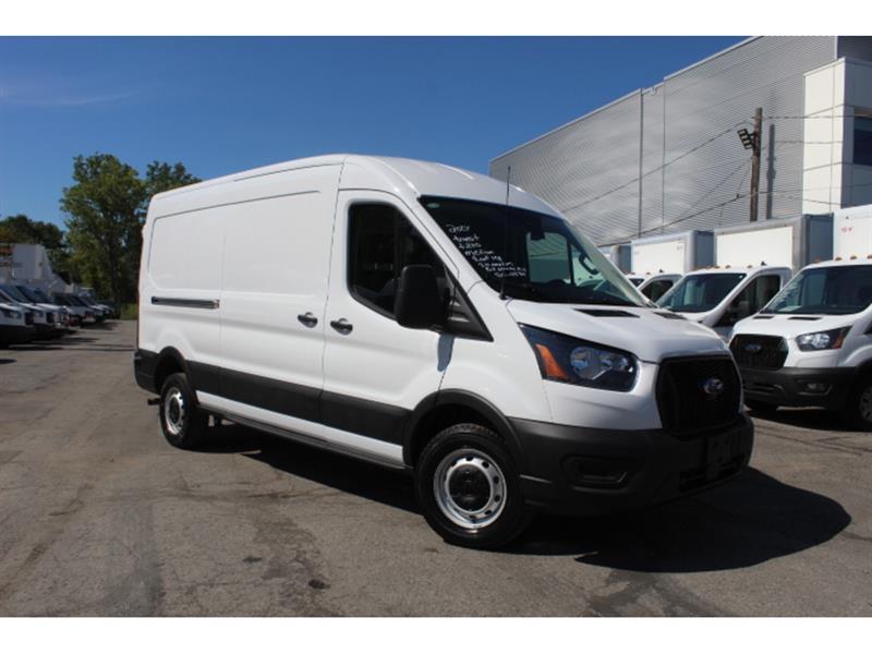 Ford Transit Cargo Van 2024 - Image 4