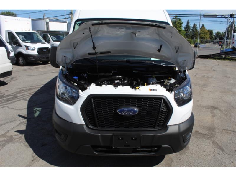 Ford Transit Cargo Van 2024 - Image 13