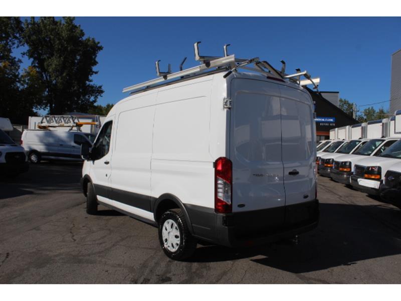 Ford Transit Cargo Van 2017 - Image 3