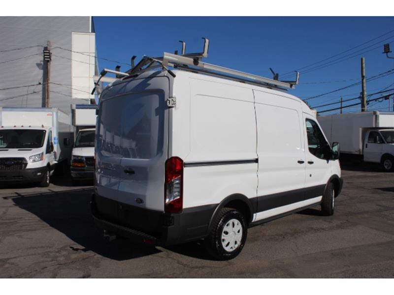 Ford Transit Cargo Van 2017 - Image 9